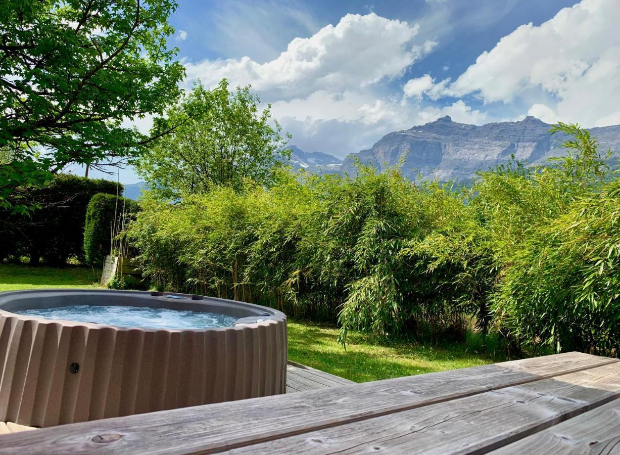 Appartement avec jacuzzi dans chalet privé, grande terrasse, parking gratuit Les Houches Extérieur photo
