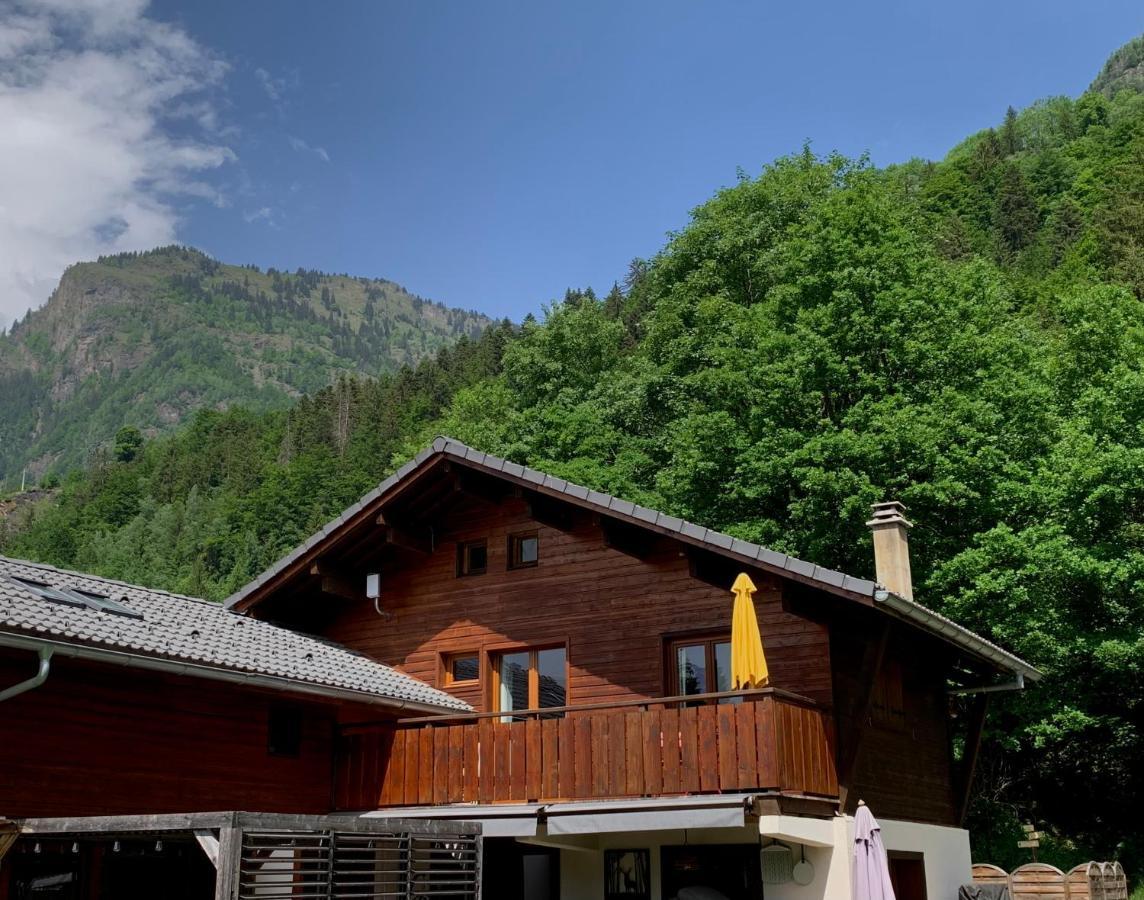 Appartement avec jacuzzi dans chalet privé, grande terrasse, parking gratuit Les Houches Extérieur photo