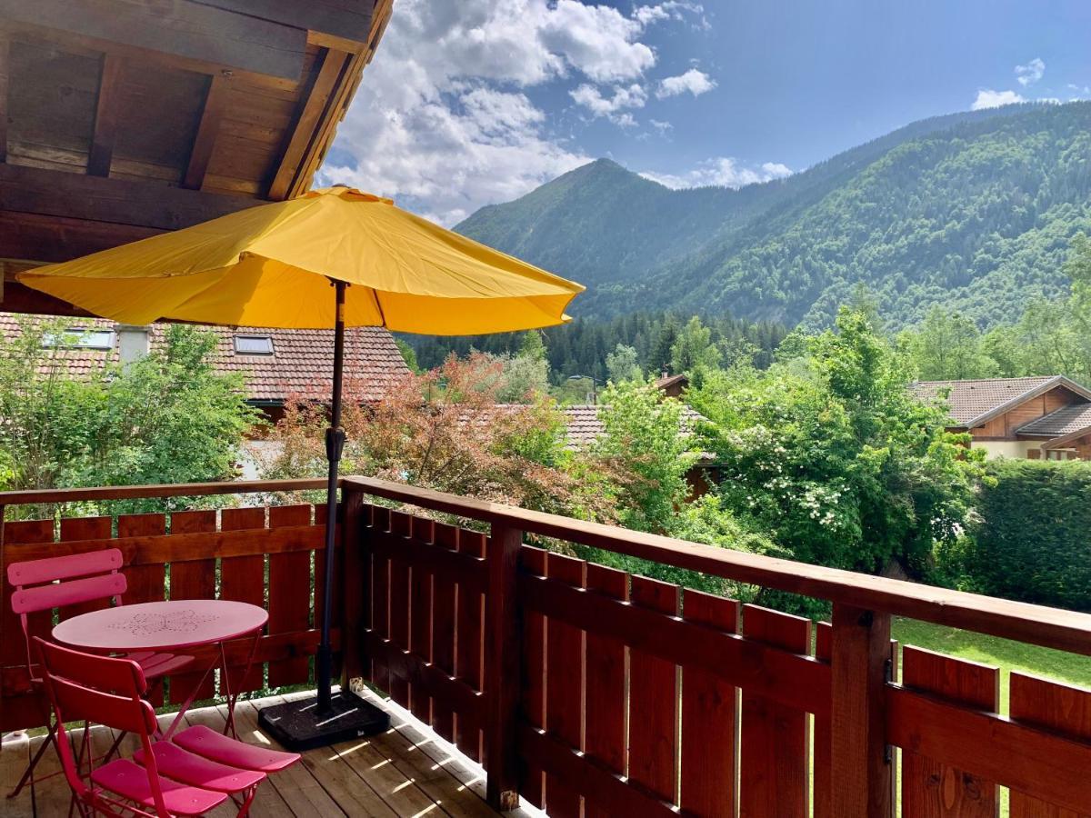 Appartement avec jacuzzi dans chalet privé, grande terrasse, parking gratuit Les Houches Extérieur photo
